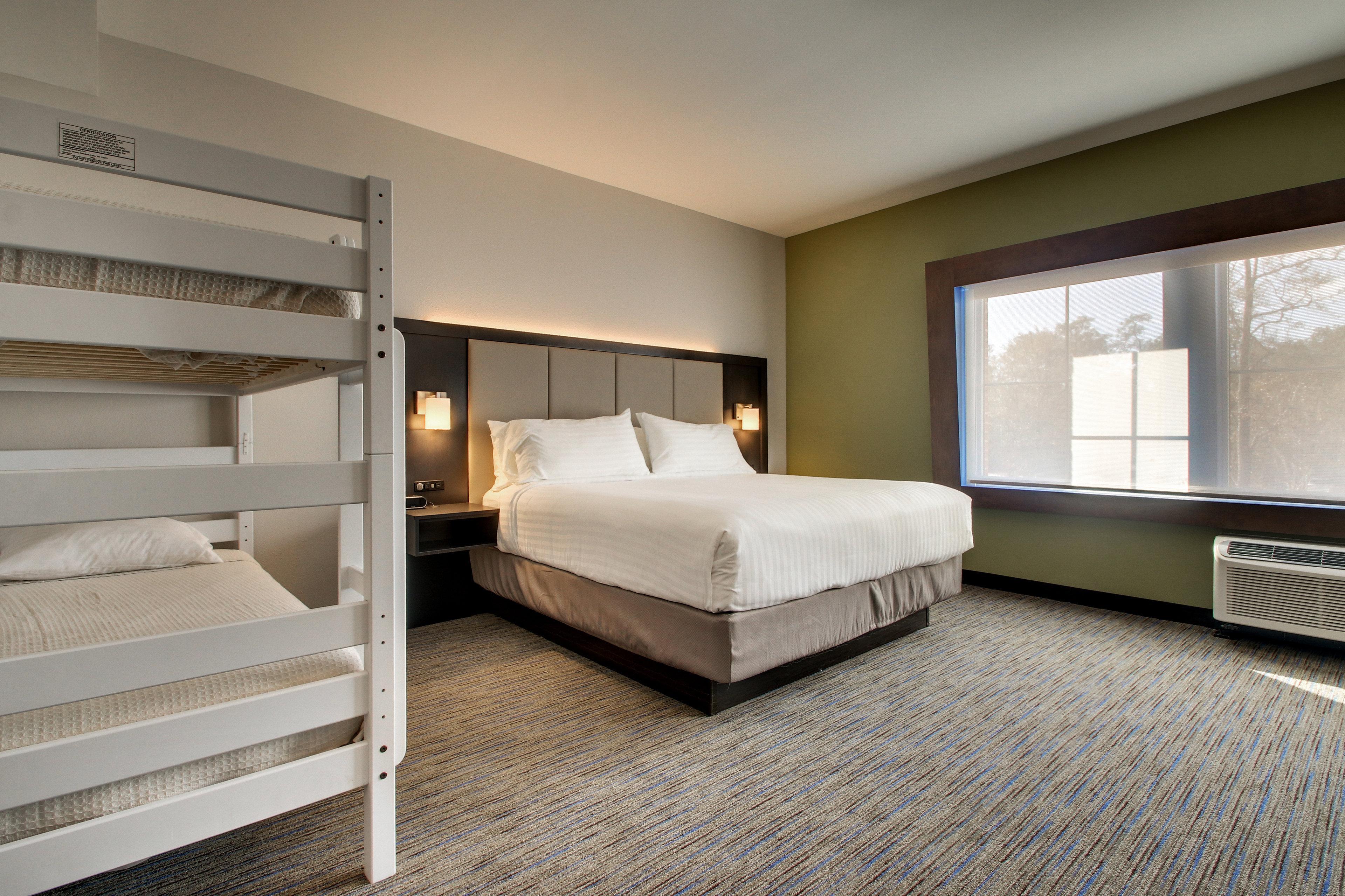 Holiday Inn Express & Suites Charleston Ne Mt Pleasant Us17, An Ihg Hotel Mount Pleasant Exterior photo